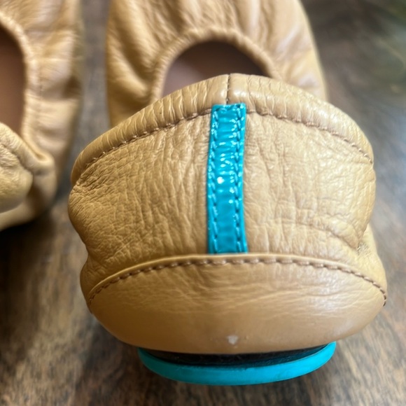 Tieks. Camel leather, size 9. - Picture 2 of 4